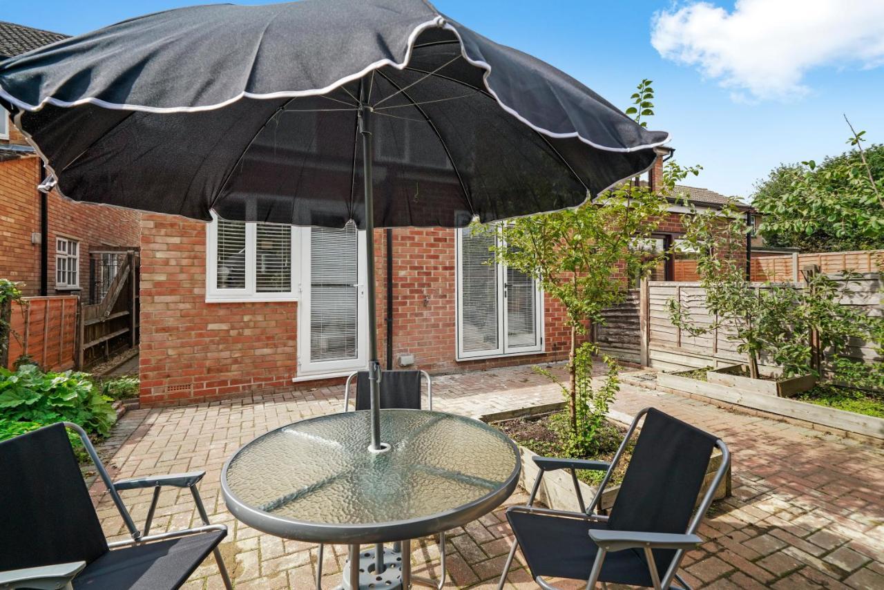 Boutique Heathrow Studio'S - Parking - Garden Apartamento Harmondsworth Exterior foto