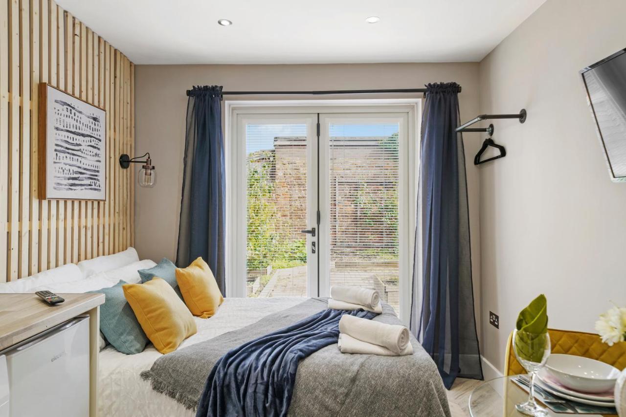 Boutique Heathrow Studio'S - Parking - Garden Apartamento Harmondsworth Exterior foto