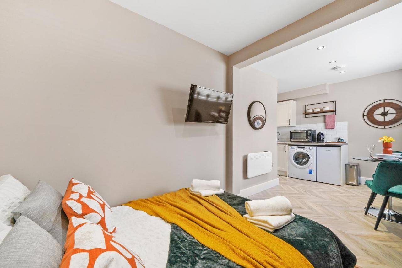 Boutique Heathrow Studio'S - Parking - Garden Apartamento Harmondsworth Exterior foto
