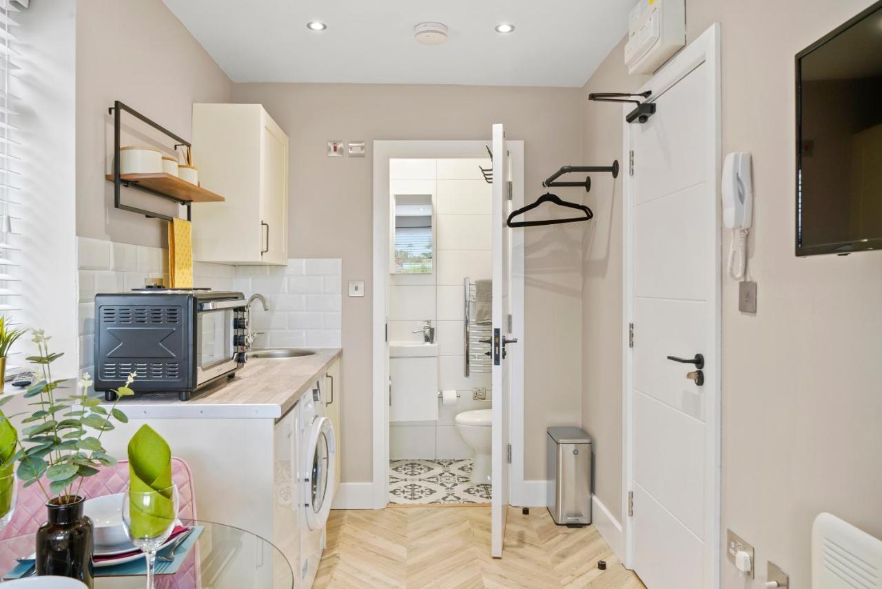 Boutique Heathrow Studio'S - Parking - Garden Apartamento Harmondsworth Exterior foto