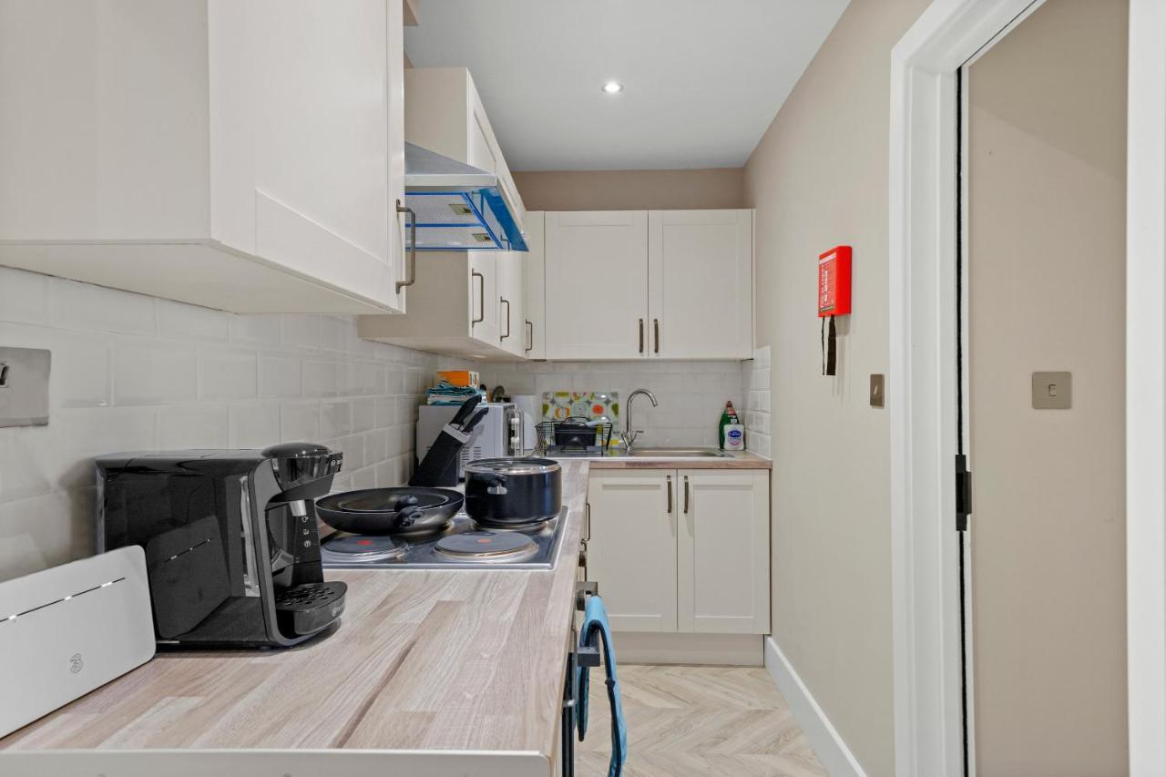 Boutique Heathrow Studio'S - Parking - Garden Apartamento Harmondsworth Exterior foto